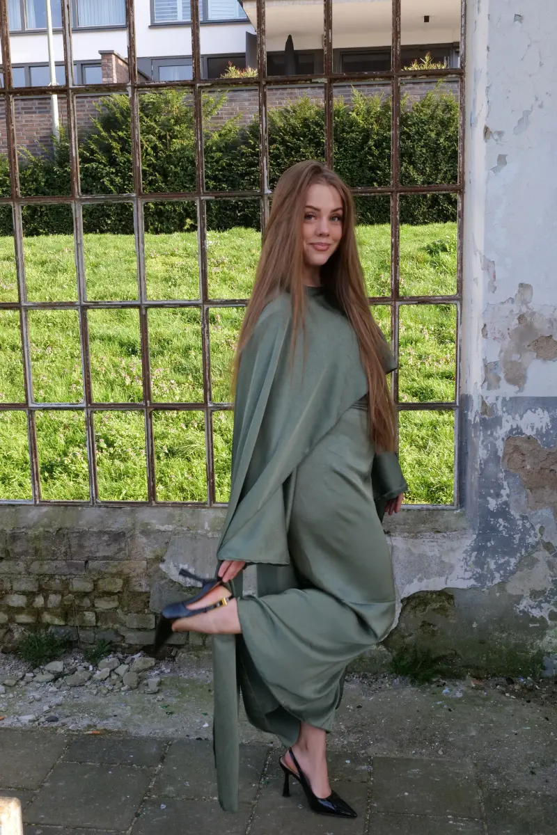Abaya Noor Satin